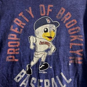 Property of the Brooklyn Cyclones Baseball Men’s blue shirt 2XL Retro Brand